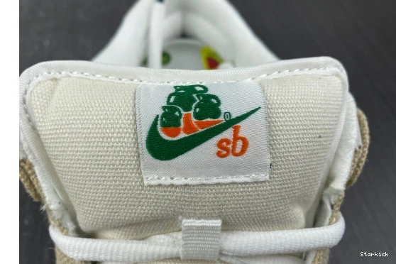 Nike FD0860-001 Low Jarritos Dunk SB 0316